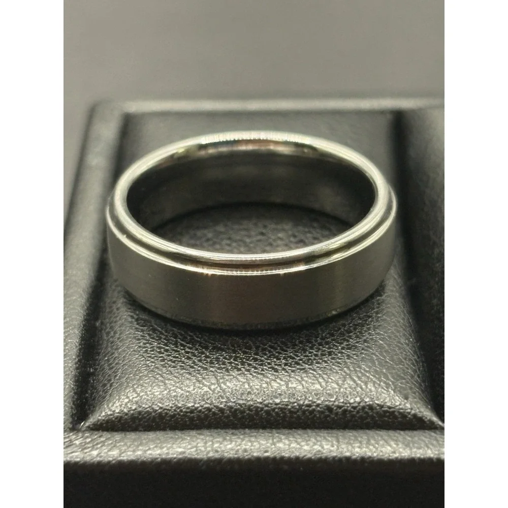 Brushed Tungsten 7MM Band Ring Size 10 H5